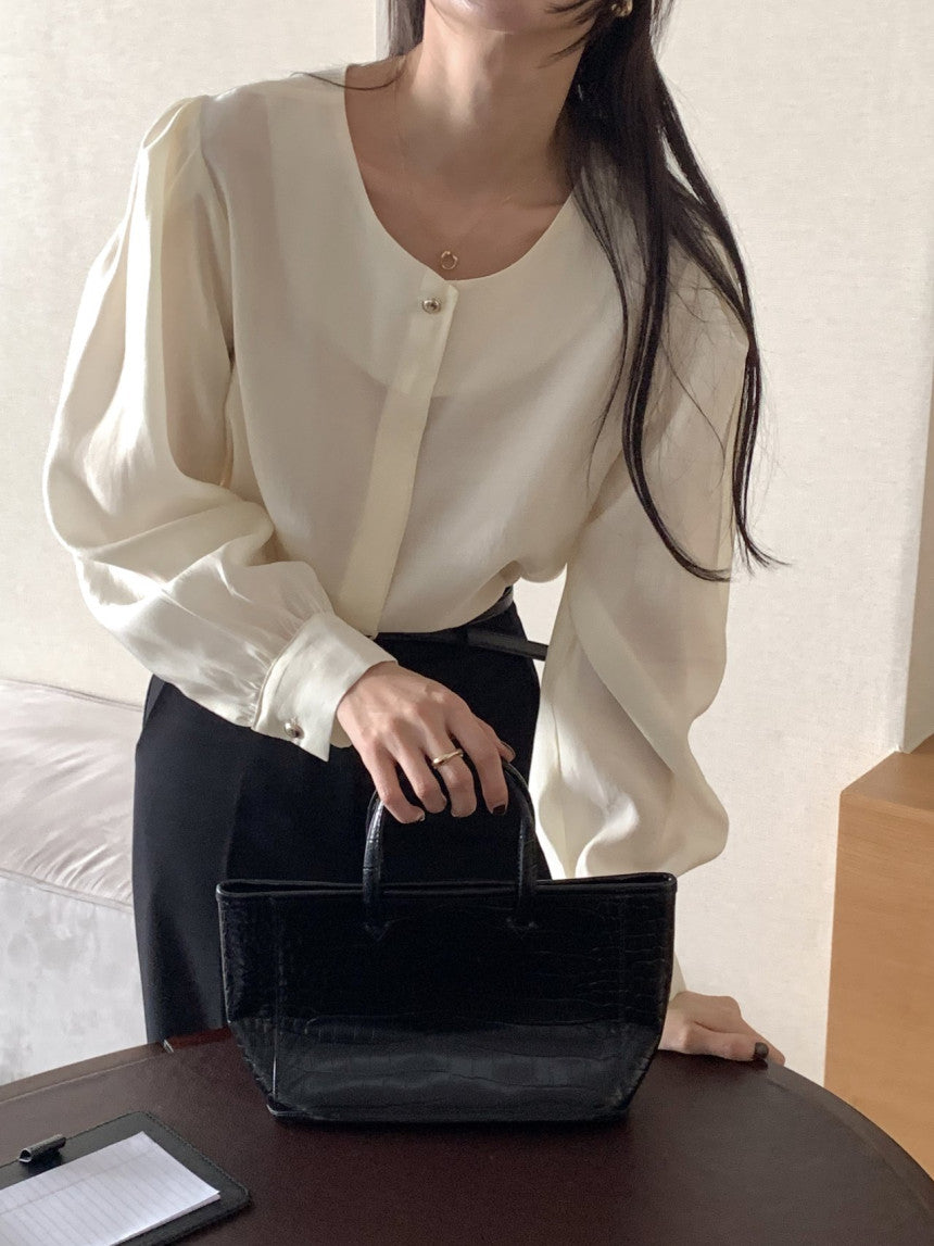 Button Riversible Blouse
