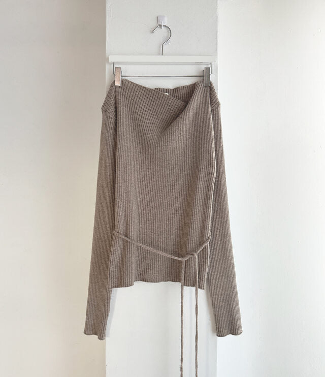 Yuri Ribbed String Knit Top