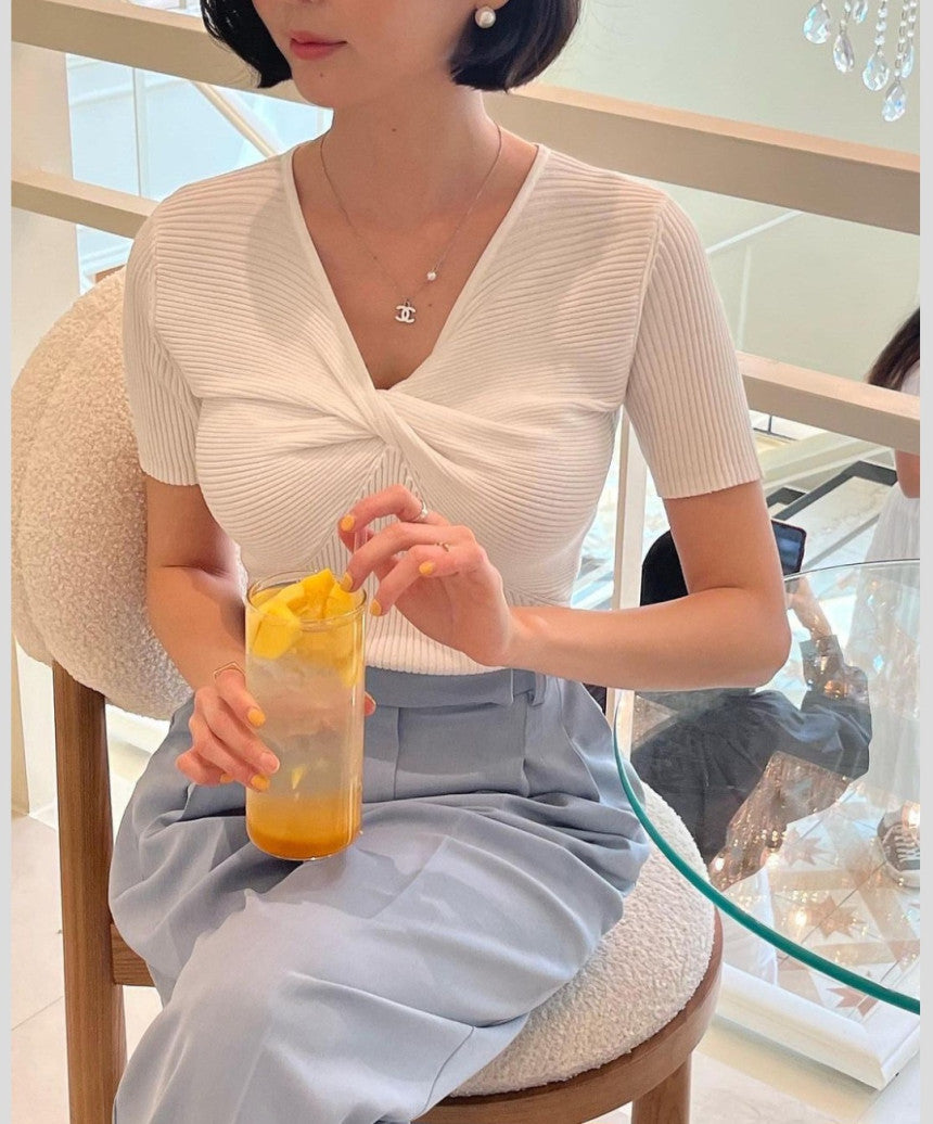 Twist Short Sleeves Knit