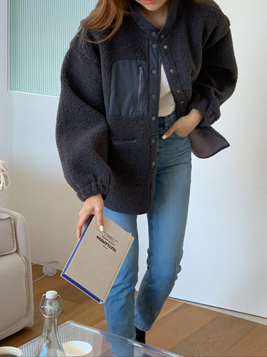 Pocket Loose-Fit Boucle Jacket