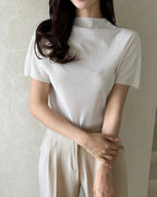 Pleats Half-Neck Short Sleeves