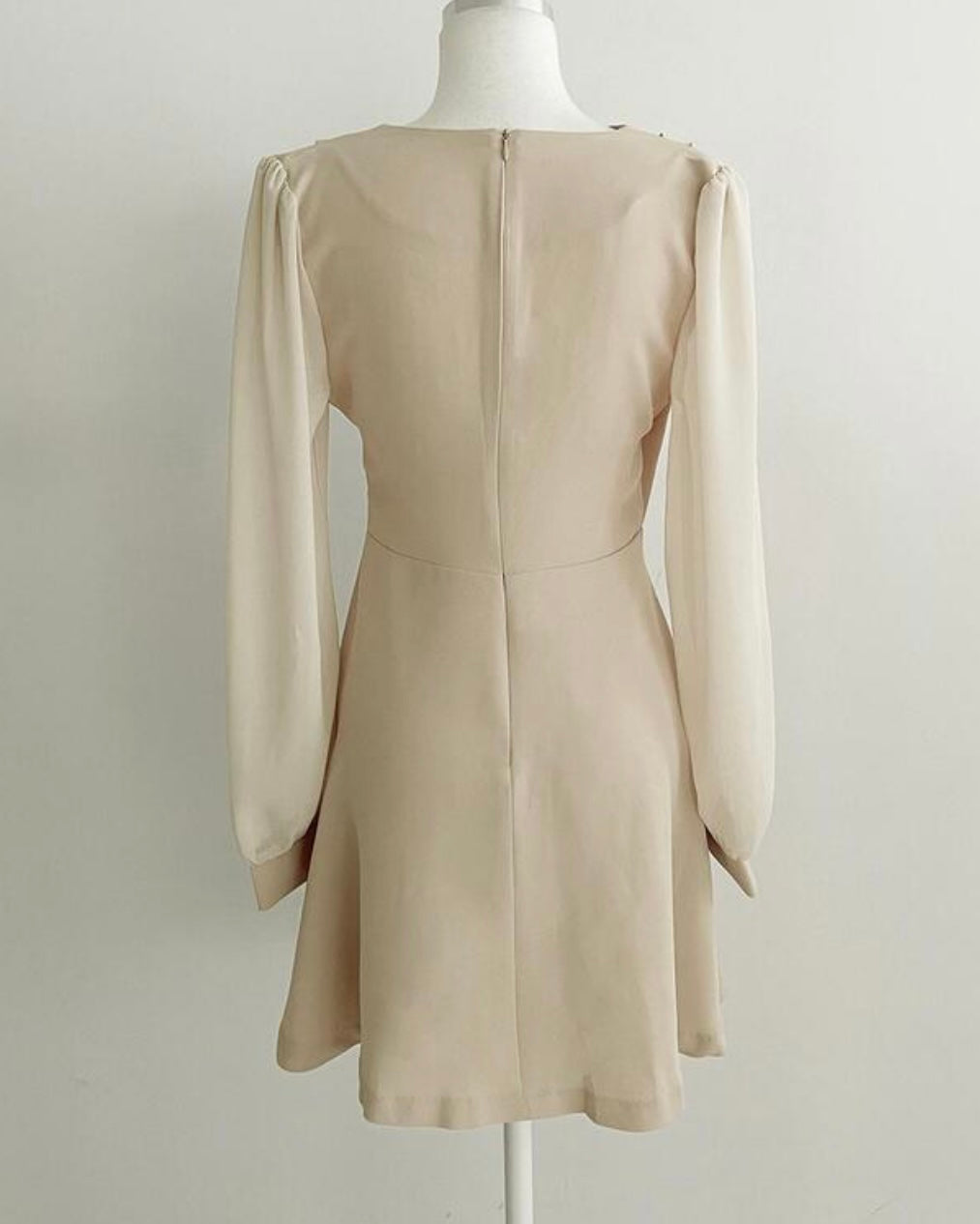[ Pre-order ] Chiffon Sleeve Wrap Dress