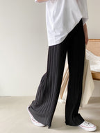 Everyday Pleats Pants