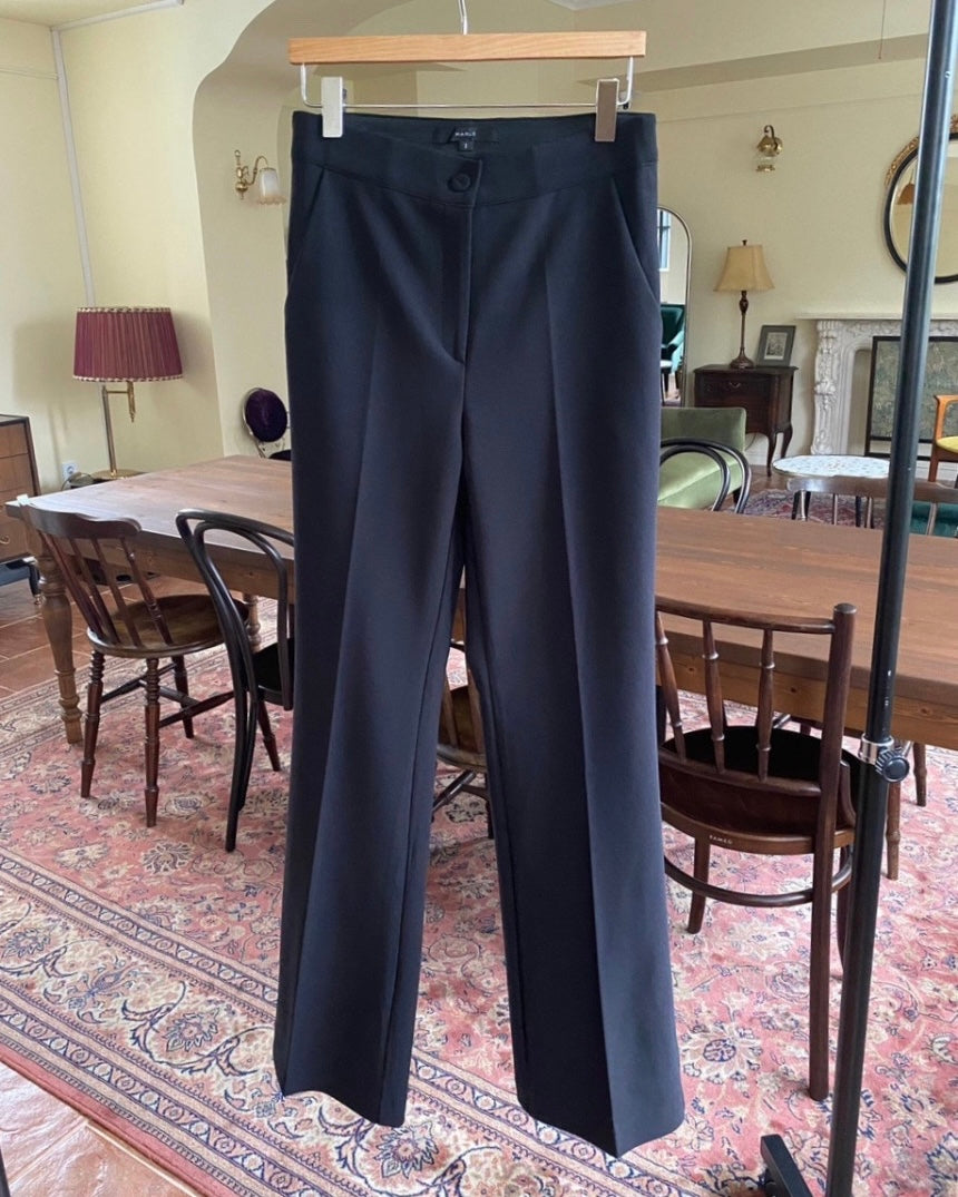 [S,M,L] Signature Stretchy Flared Pants