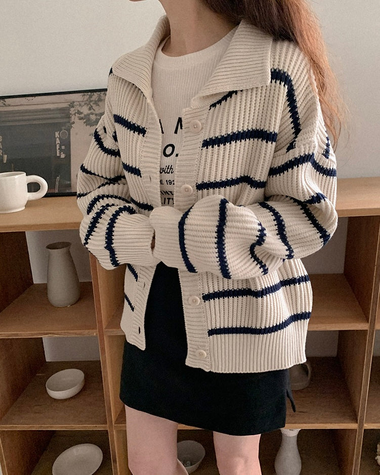 Striped Collor Cardigan