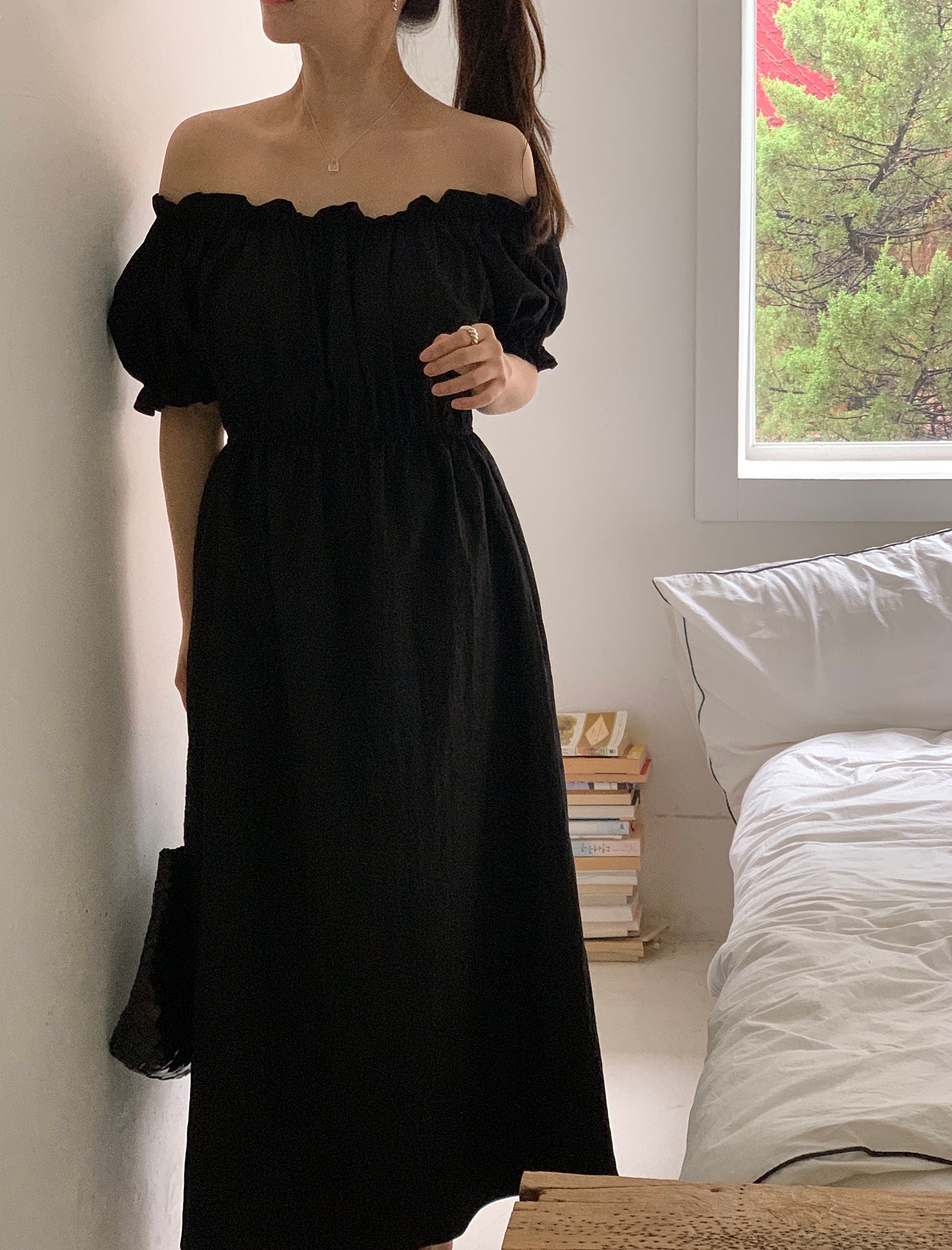 Off-Shoulder Back Ribbon Dress