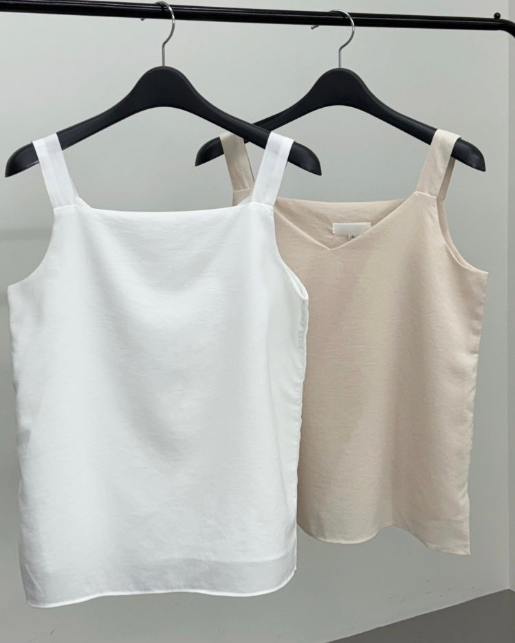 Bomil Sleeveless Blouse