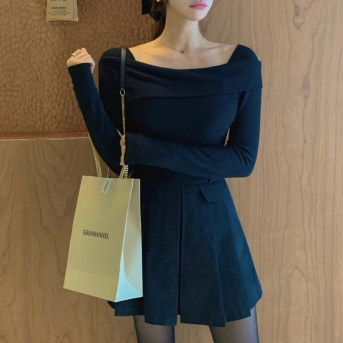 Unbalanced Shoulder Long Sleeve