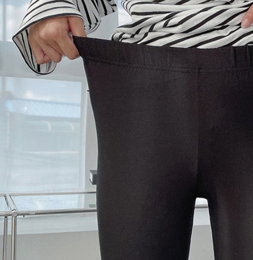 Ribbed Flare Pants